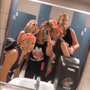 Meet your Posher, Georgia